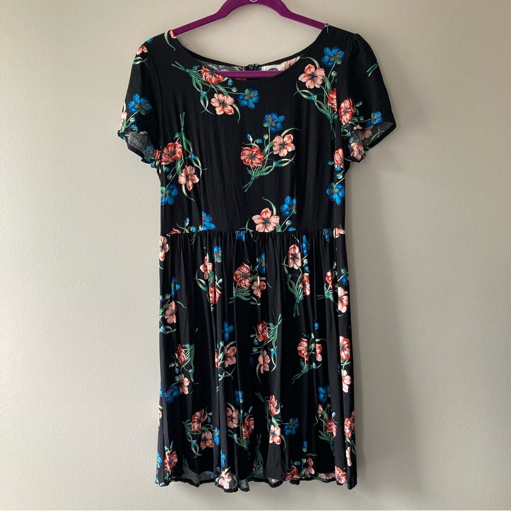 NWOT Old Navy Knit Swing Dress Size 8 Black Floral Short Sleeve Zip Blue Orange